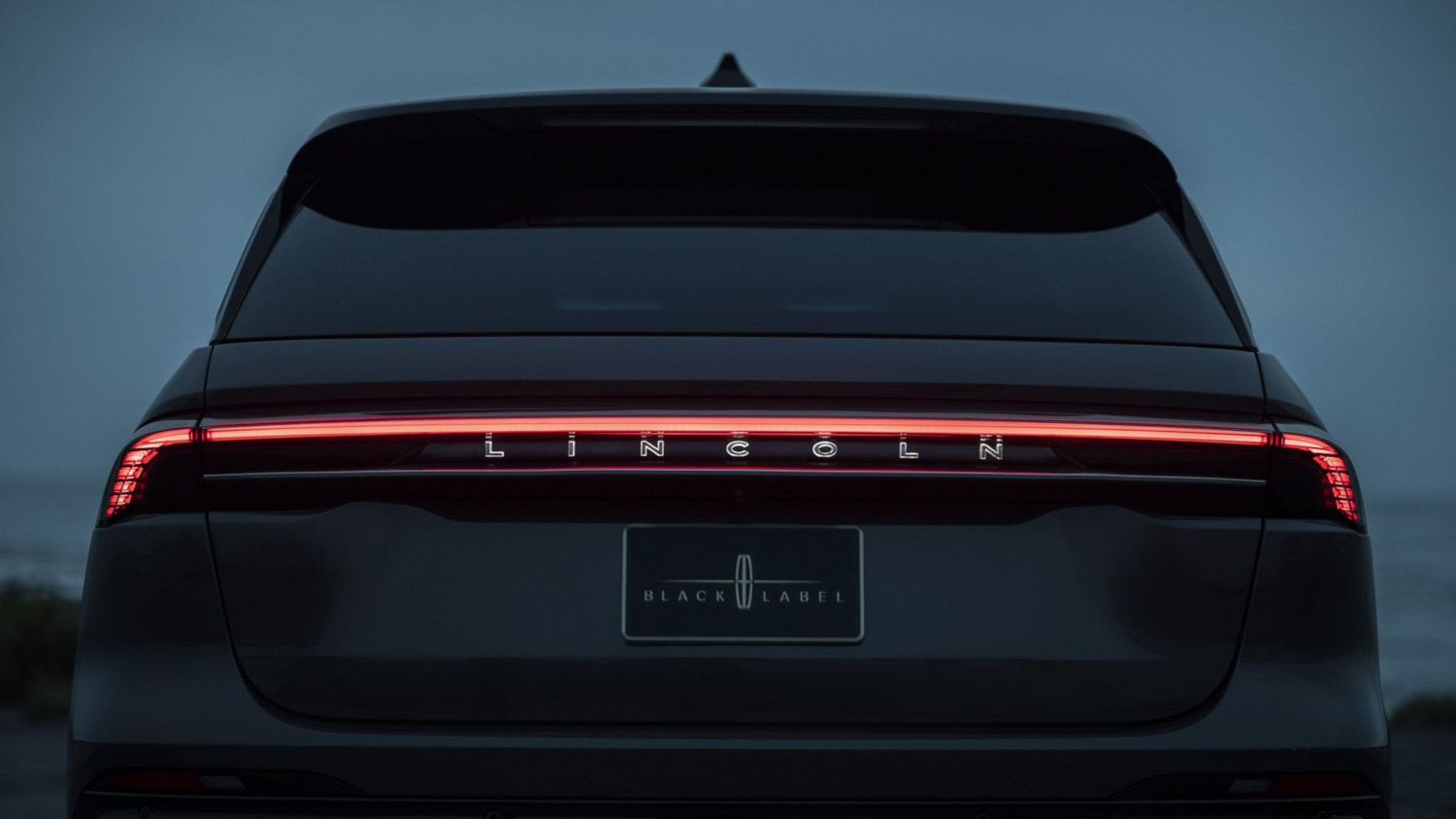 Lincoln Nautilus Black Label 2024 SUV Drive